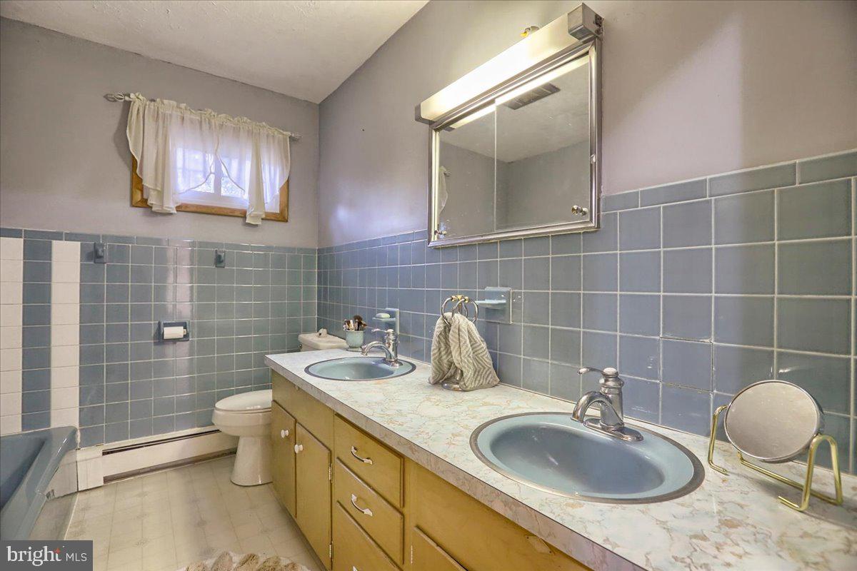 1122 South Forge Road Palmyra, PA 17078 - Photo 21 of 44 Gallery Image 21
