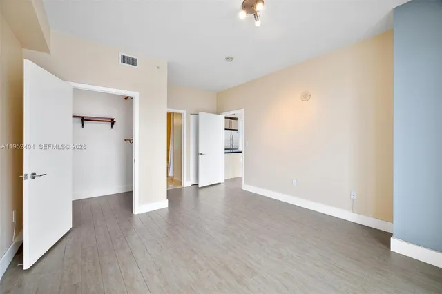 $3,500 | 79 Southwest 12th Street, Unit 4004S, Miami, FL 33130