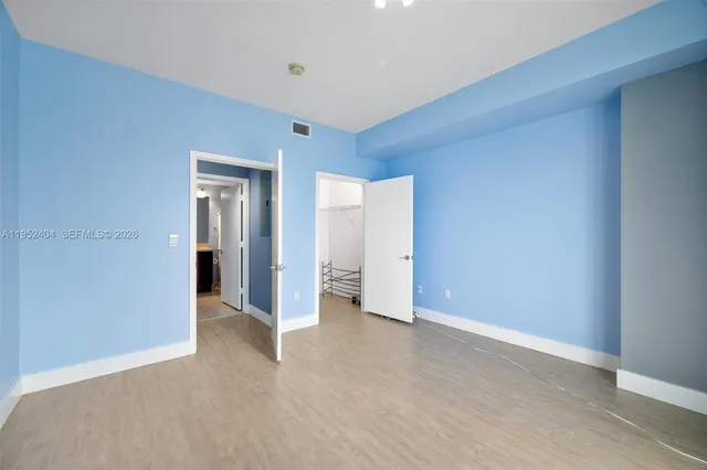 $3,500 | 79 Southwest 12th Street, Unit 4004S, Miami, FL 33130