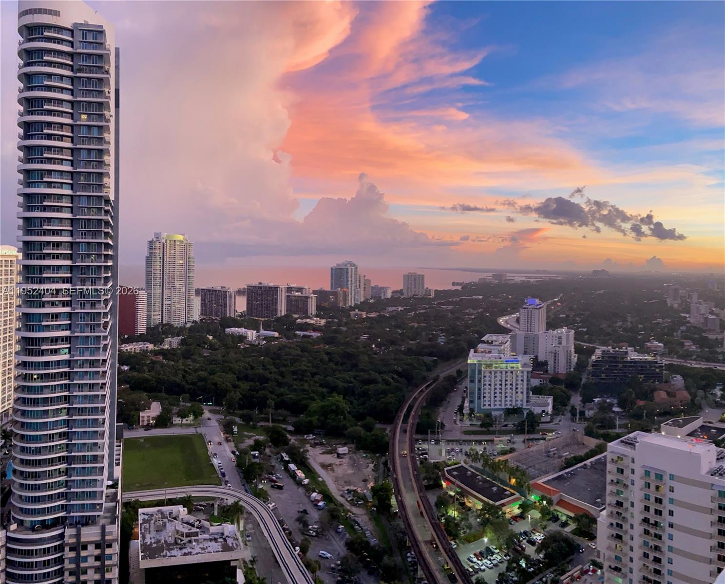 79 Southwest 12th Street, Unit 4004S Miami, FL 33130 - Photo 28 of 29 a view of a city