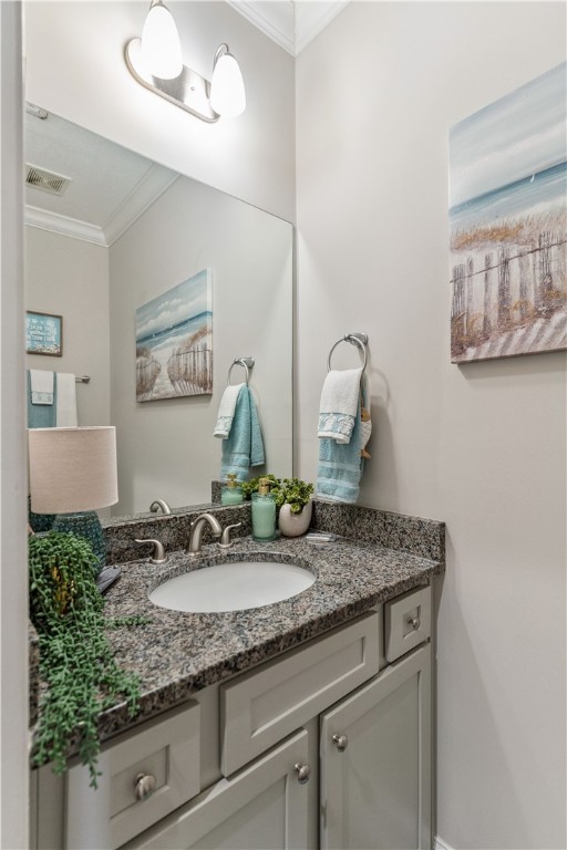 1108 Reserve Lane St. Simons Island, GA 31522 - Photo 8 of 30 Guest Powder Room