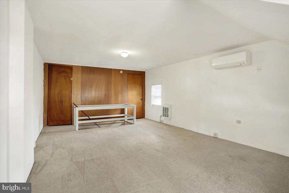 2028 Spring Street Reading, PA 19609 - Photo 23 of 31 Bedroom 3