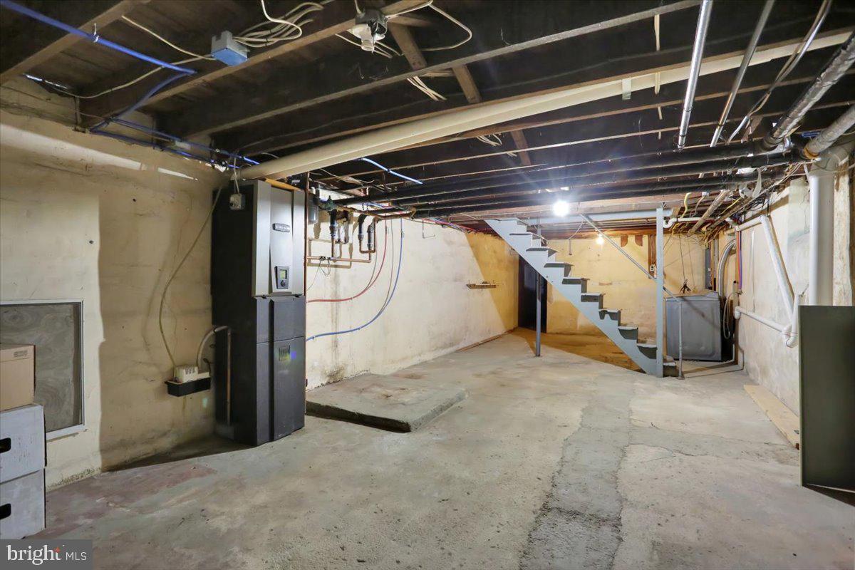 2028 Spring Street Reading, PA 19609 - Photo 27 of 31 Basement