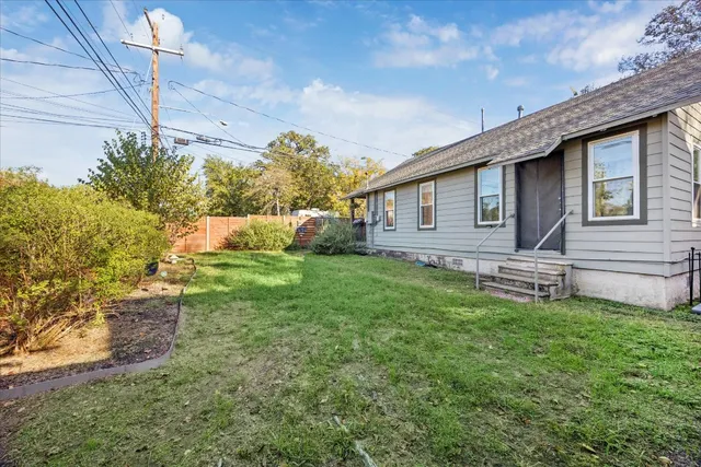 $510,000 | 1210 Coleto Street, Austin, TX 78702