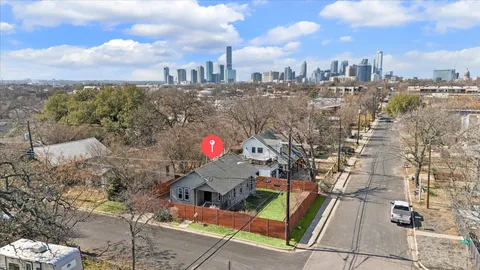 $495,000 | 1210 Coleto Street, Austin, TX 78702