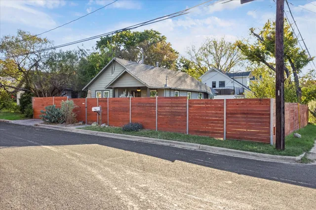 $510,000 | 1210 Coleto Street, Austin, TX 78702