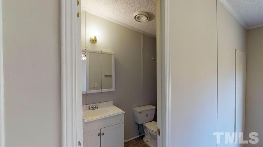 245 Cooper Store Road Sanford, NC 27332 - Photo 10 of 30 Gallery Image 10