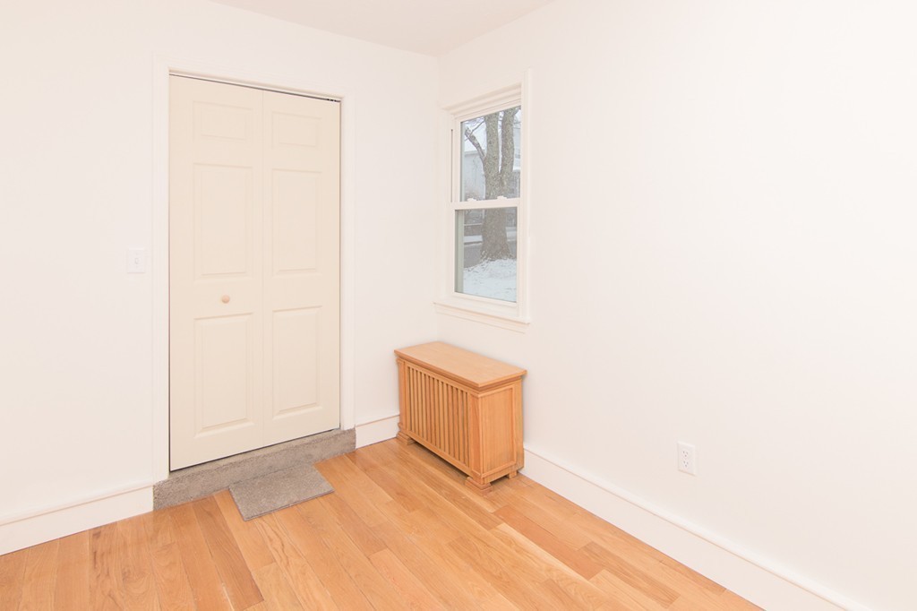 40 Chestnut Street Milford, MA 01757 - Photo 13 of 28