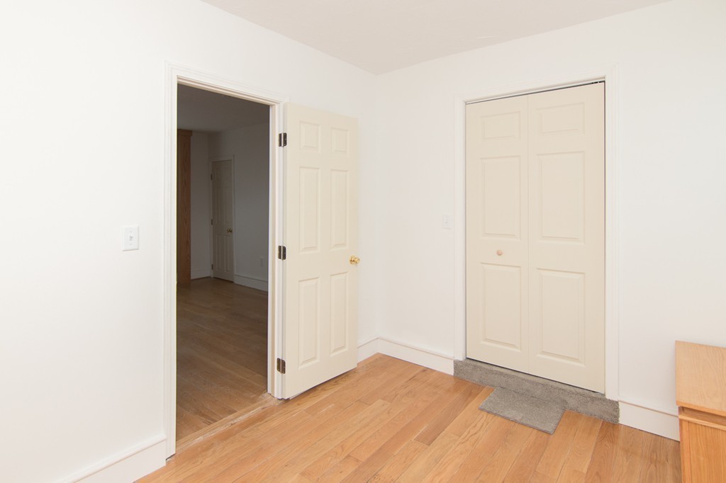 40 Chestnut Street Milford, MA 01757 - Photo 14 of 28