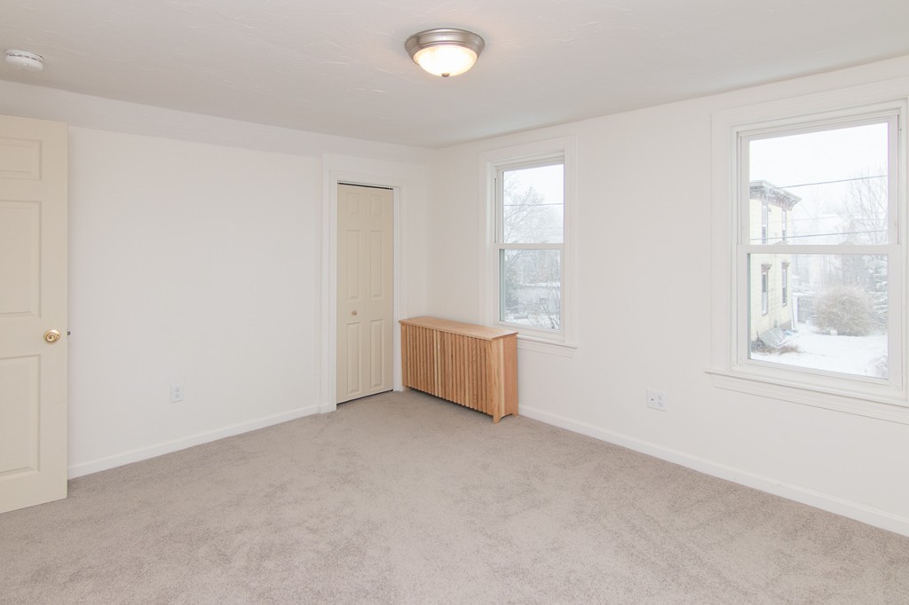 40 Chestnut Street Milford, MA 01757 - Photo 15 of 28