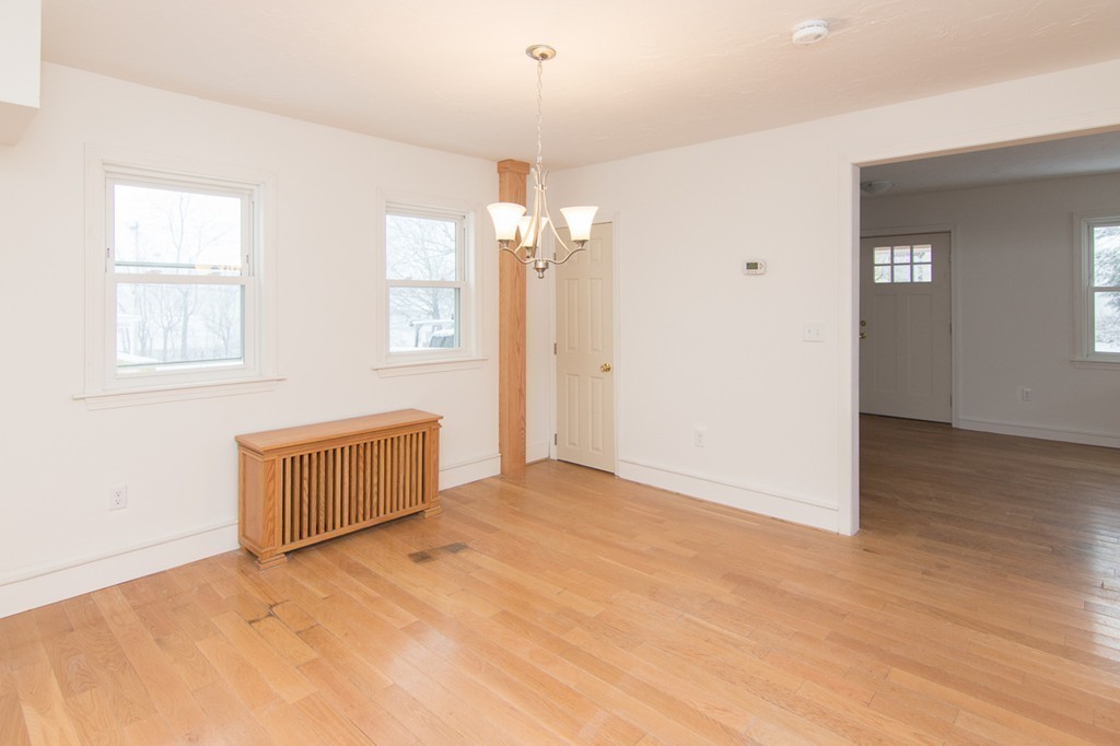 40 Chestnut Street Milford, MA 01757 - Photo 7 of 28