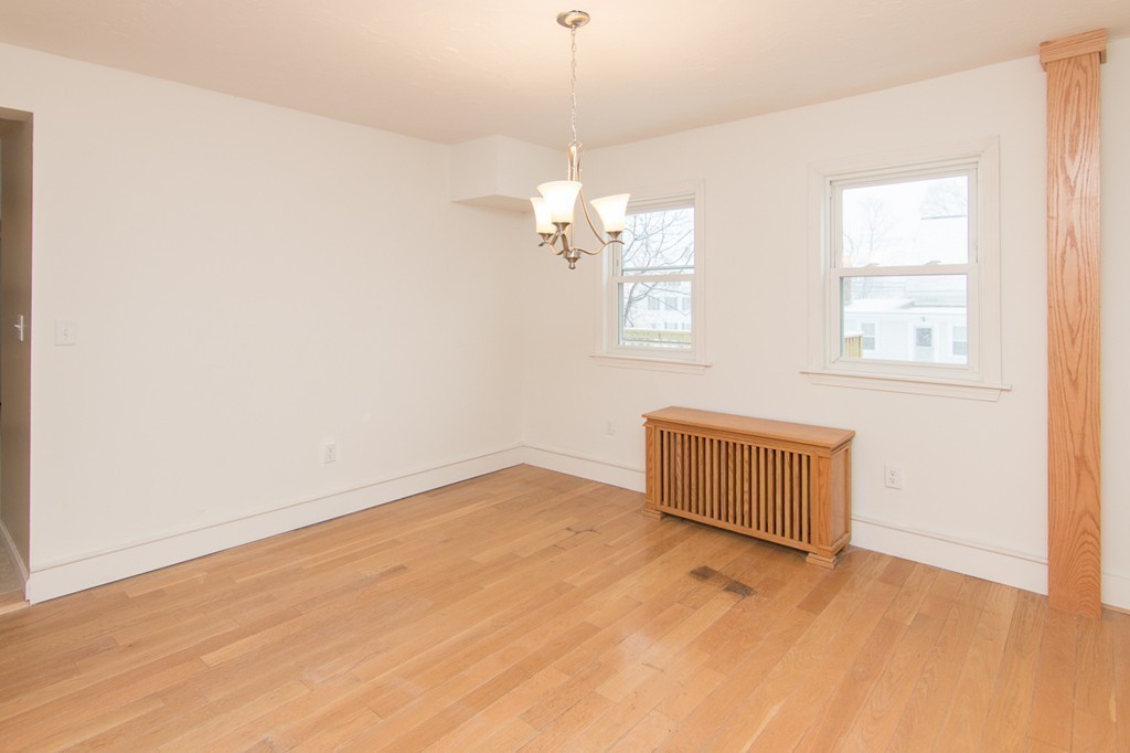 40 Chestnut Street Milford, MA 01757 - Photo 8 of 28