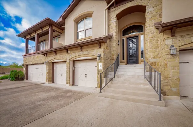 $489,900 | 804 San Remo Boulevard, Unit 26B, Lakeway, TX 78734