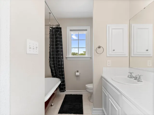 $1,100,000 | 2976 County Road 218, Bay City, TX 77414