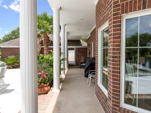 $1,100,000 | 2976 County Road 218, Bay City, TX 77414