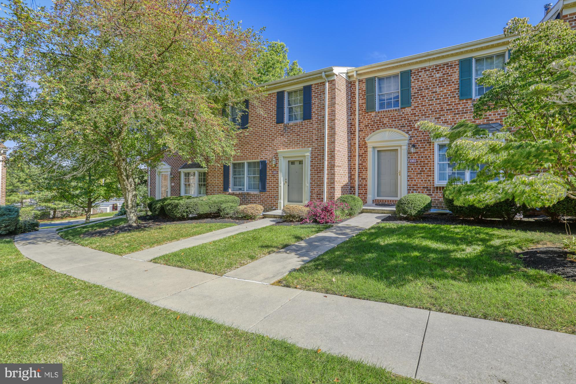 1302 Chambers Ridge York, PA 17402 - Photo 3 of 34 Gallery Image 3