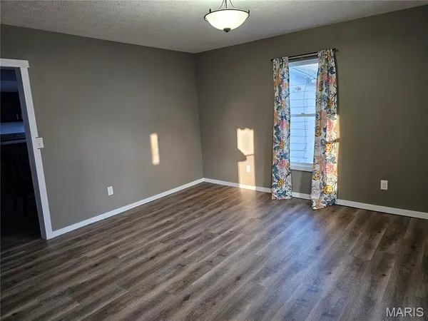 $120,000 | 215 West Palmer Street, Litchfield, IL 62056