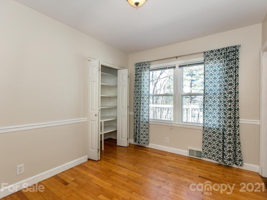 137 Arthur Road Asheville, NC 28806 - Photo 17 of 38 Gallery Image 17