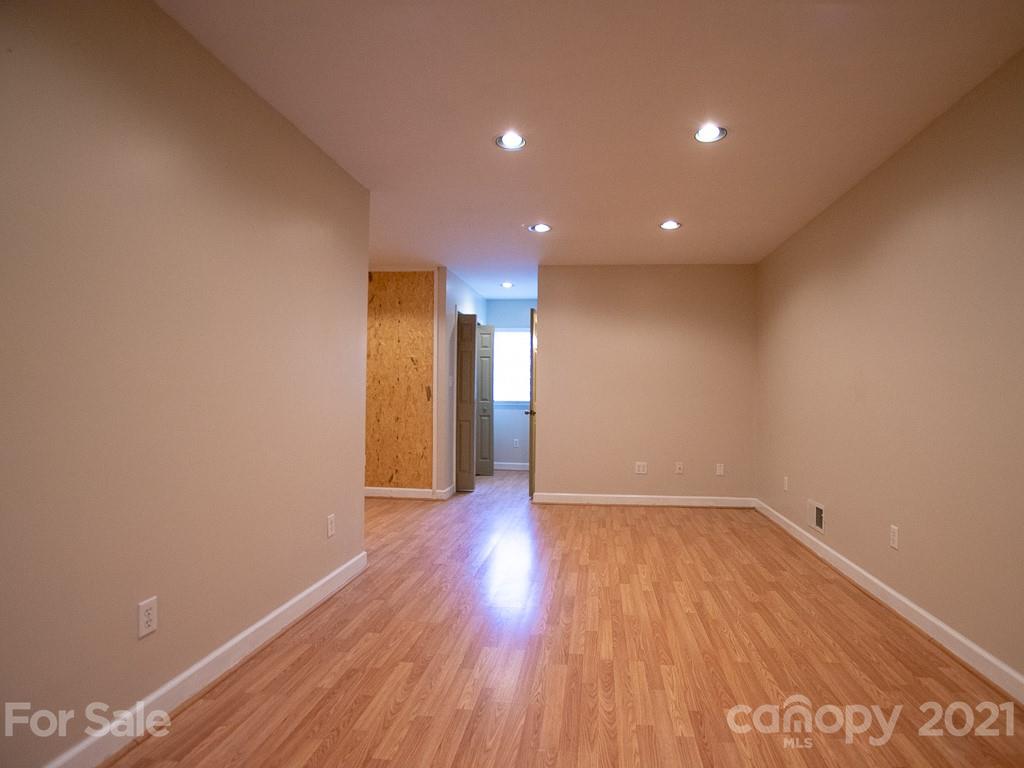 137 Arthur Road Asheville, NC 28806 - Photo 24 of 38 Gallery Image 24
