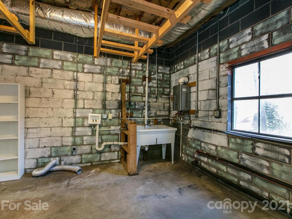 137 Arthur Road Asheville, NC 28806 - Photo 26 of 38 Gallery Image 26