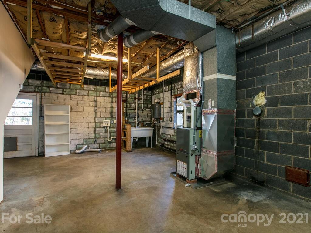 137 Arthur Road Asheville, NC 28806 - Photo 27 of 38 Gallery Image 27