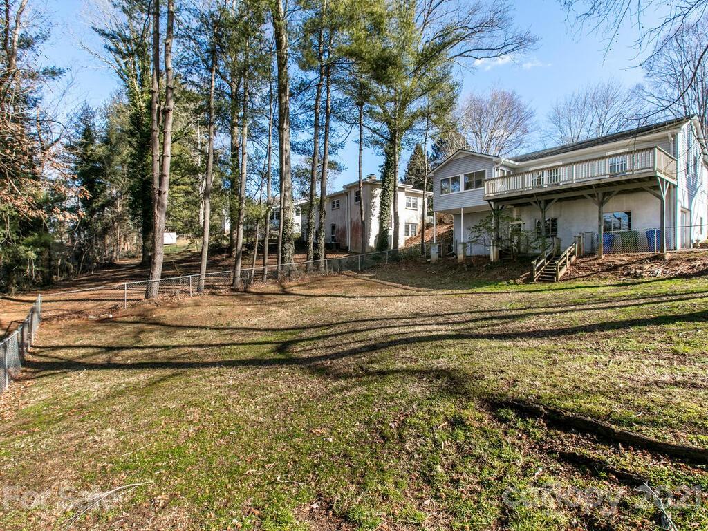 137 Arthur Road Asheville, NC 28806 - Photo 35 of 38 Gallery Image 35