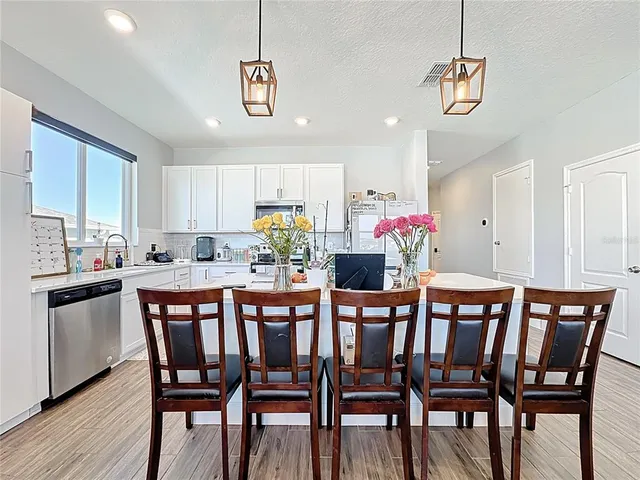 $330,000 | 1404 Geranium Drive, Mascotte, FL 34753