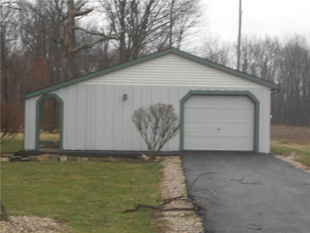 10522 Tri Township Road St. Marys, OH 45885 - Photo 2 of 24