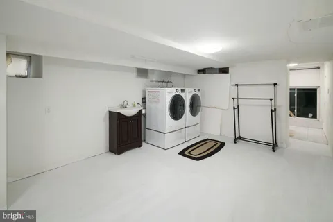 $289,900 | 3311 Reed Street, Philadelphia, PA 19146