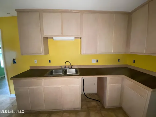 $159,950 | 145 Pine Hill Lane, Terry, MS 39170