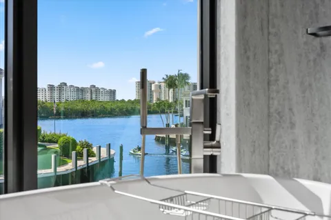 $37,500 | 7474 Northeast Bay Cove Court, Boca Raton, FL 33487