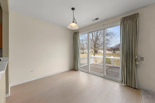 $287,000 | 1528 Countryside Drive, Shorewood, IL 60404