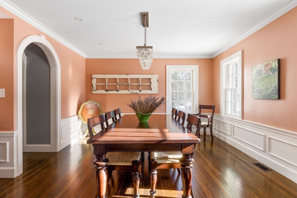 115 Rutledge Road Belmont, MA 02478 - Photo 4 of 39