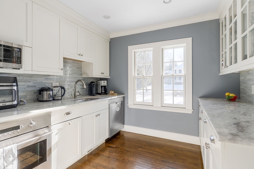 115 Rutledge Road Belmont, MA 02478 - Photo 6 of 39