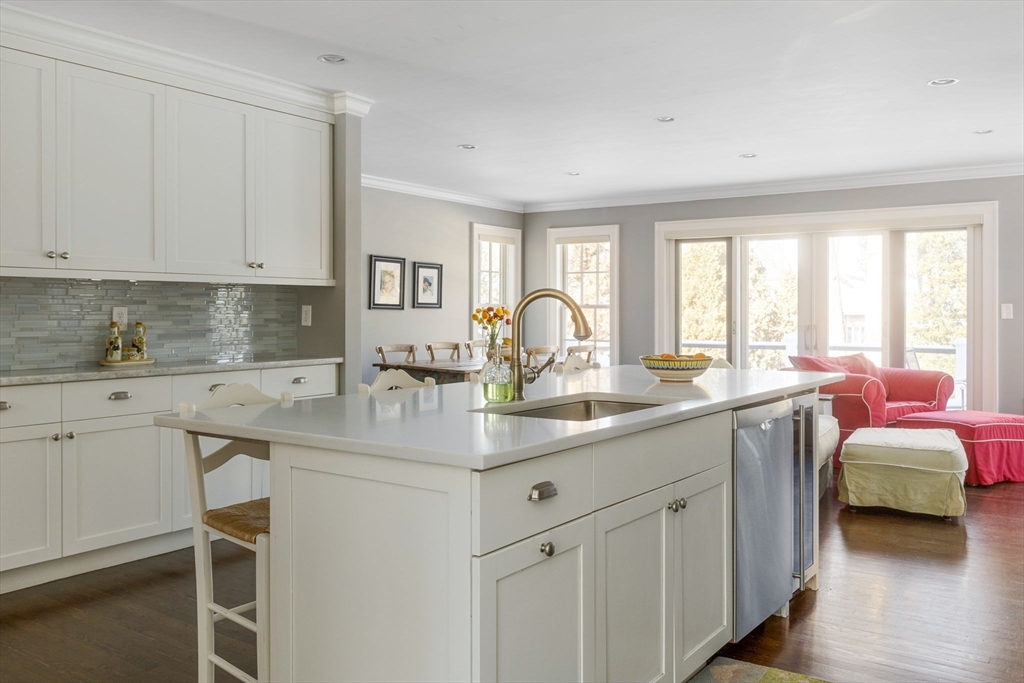 115 Rutledge Road Belmont, MA 02478 - Photo 7 of 39