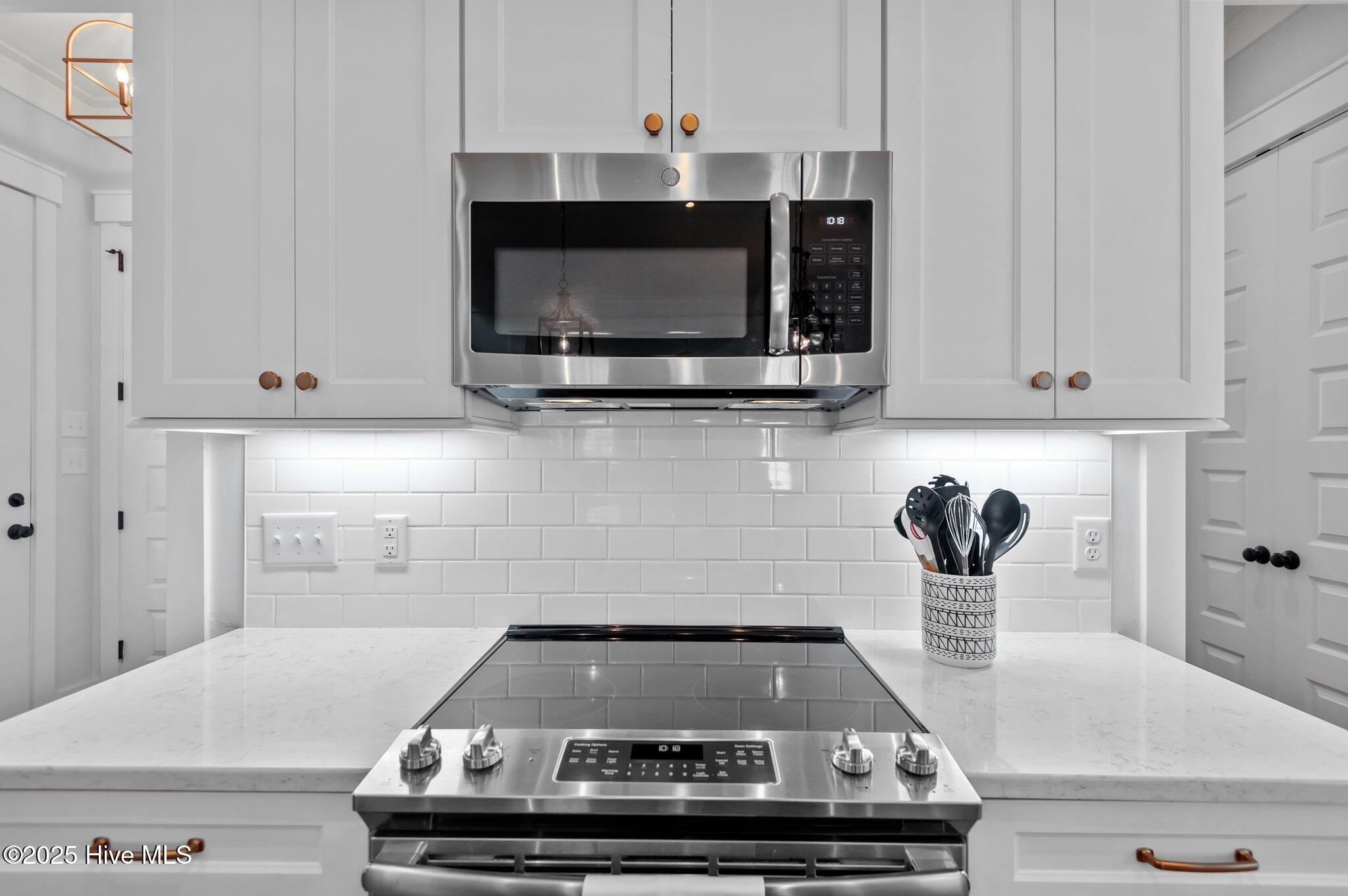 200 South Academy Street Washington, NC 27889 - Photo 15 of 49 Upgraded appliances