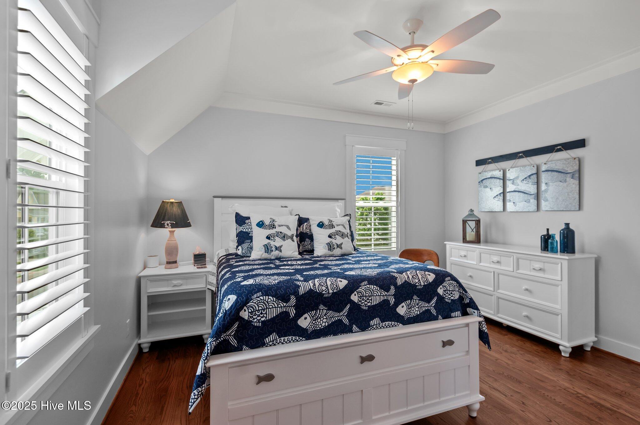 200 South Academy Street Washington, NC 27889 - Photo 33 of 49 Guestroom 2