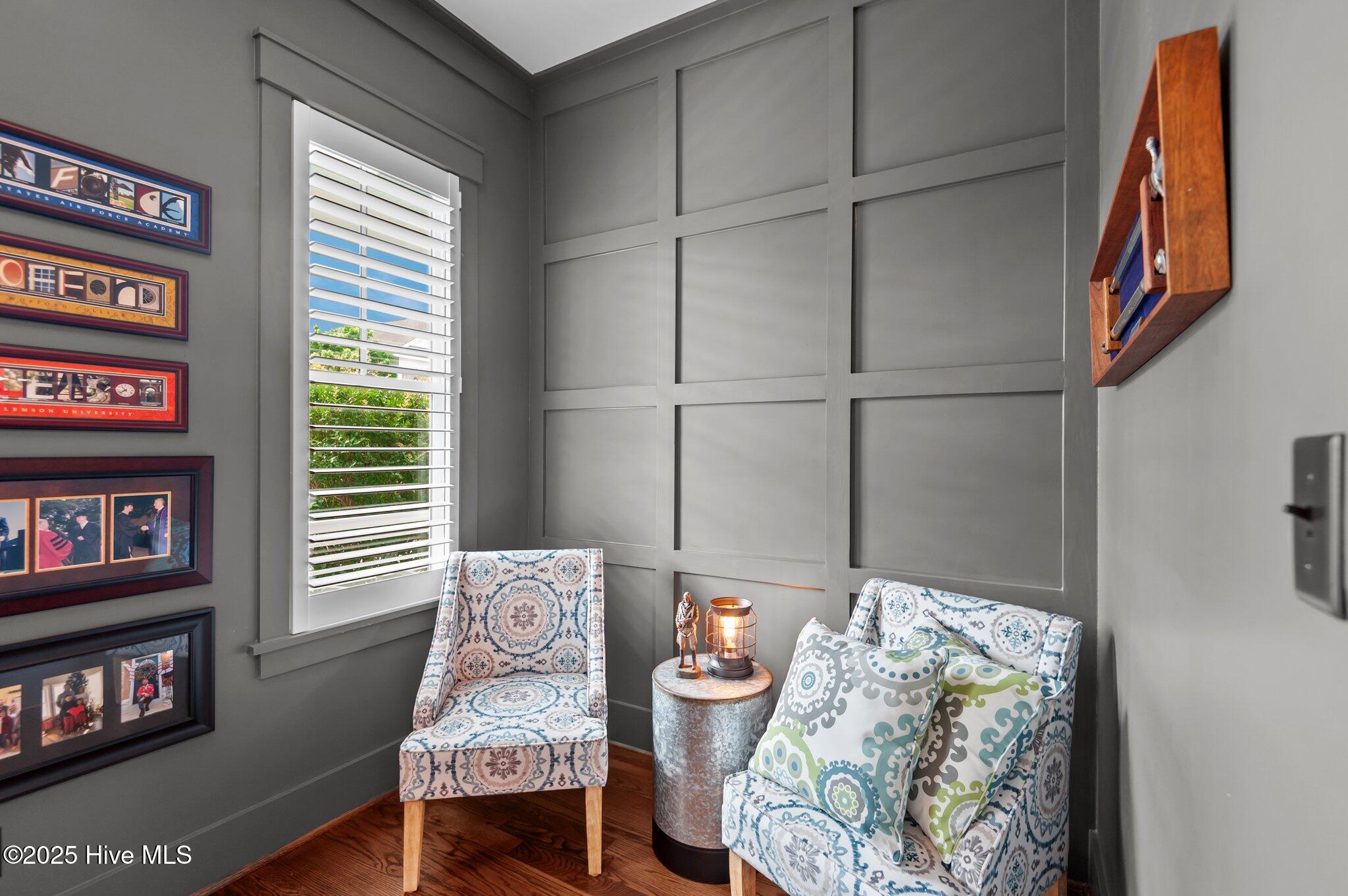 200 South Academy Street Washington, NC 27889 - Photo 8 of 49 Study off entry