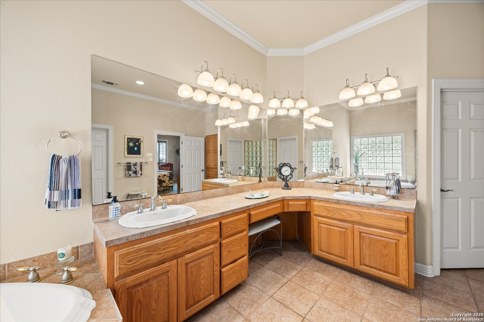 34 Cravey Road Boerne, TX 78006 - Photo 24 of 59