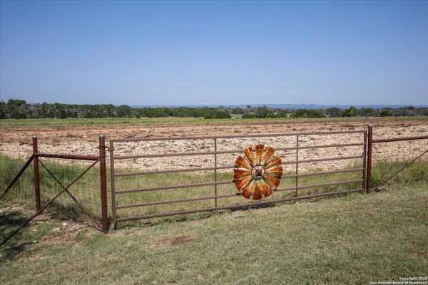 $1,295,000 | 34 Cravey Road, Boerne, TX 78006