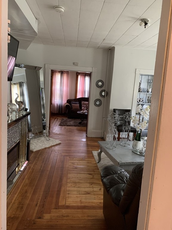 245-247 Bailey Street Lawrence, MA 01843 - Photo 16 of 22