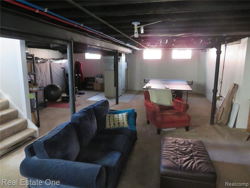 216 Normandy Road Royal Oak, MI 48073 - Photo 13 of 17 14 Basement 1.jpg