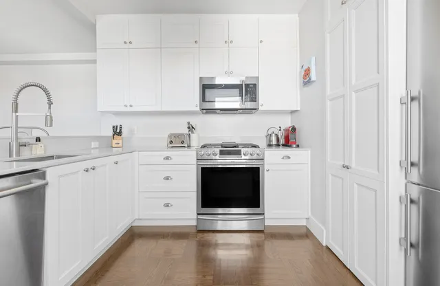 $2,250,000 | 755 West End Avenue, Unit 15C | Upper West Side