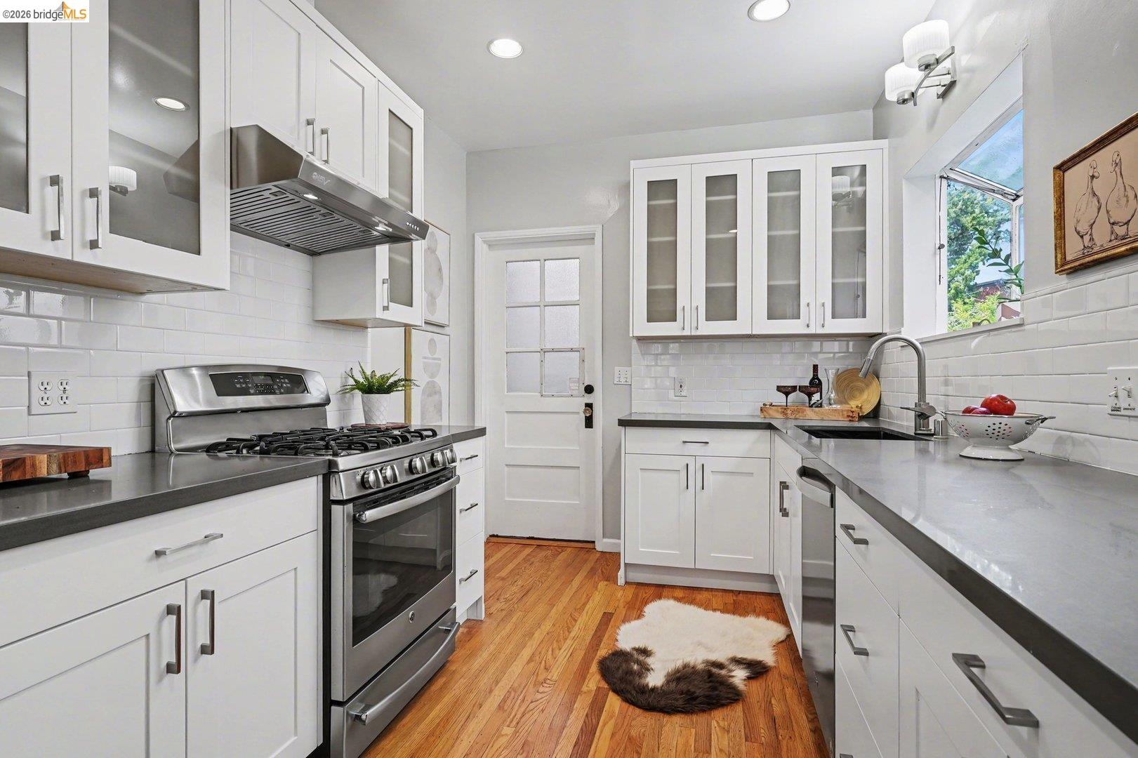 2301 Virginia Street, Unit 1 Berkeley, CA 94709 - Photo 12 of 29