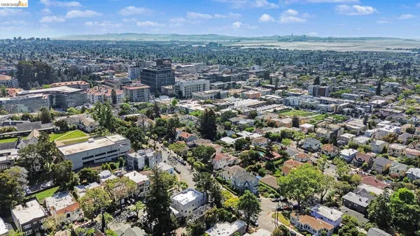 $850,000 | 2301 Virginia Street, Unit 1, Berkeley, CA 94709