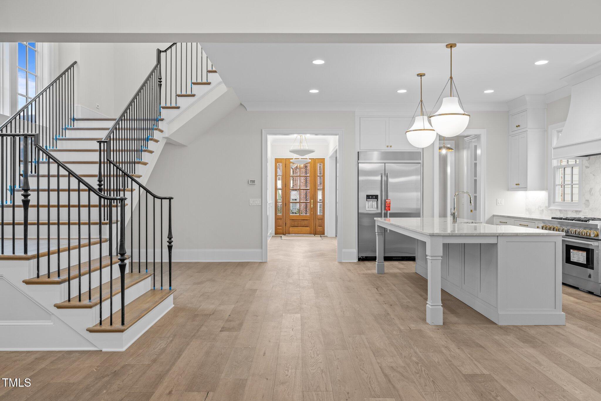 2642 Marchmont Street Raleigh, NC 27608 - Photo 26 of 66 21-web-or-mls-5Z8A3344