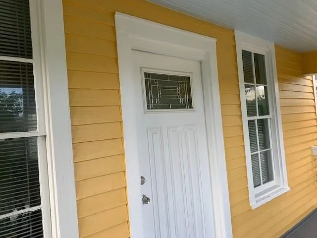 $1,250 | 1614 Ursuline Street, Galveston, TX 77550