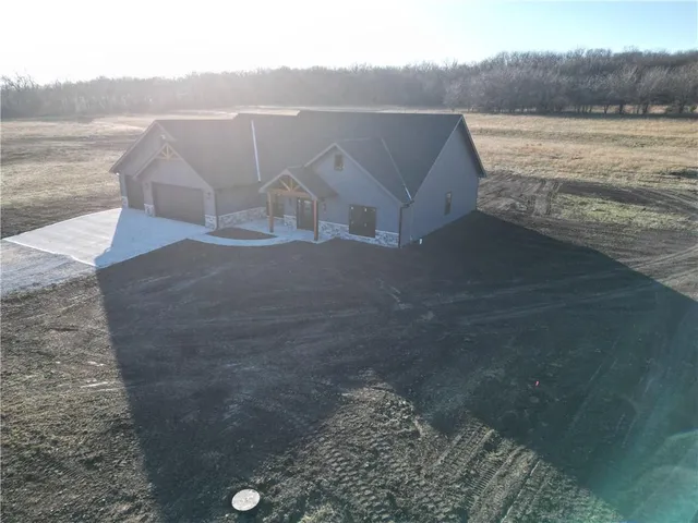 $540,000 | 710 Northwest 1501st Road, Holden, MO 64040