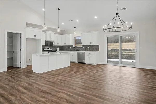 $525,000 | 710 Northwest 1501st Road, Holden, MO 64040