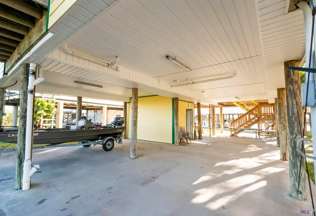 $550,000 | 6739 Highway 56, Chauvin, LA 70344